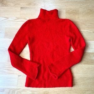 Fitted Soft Stretchy Red Turtleneck Sweater MODA